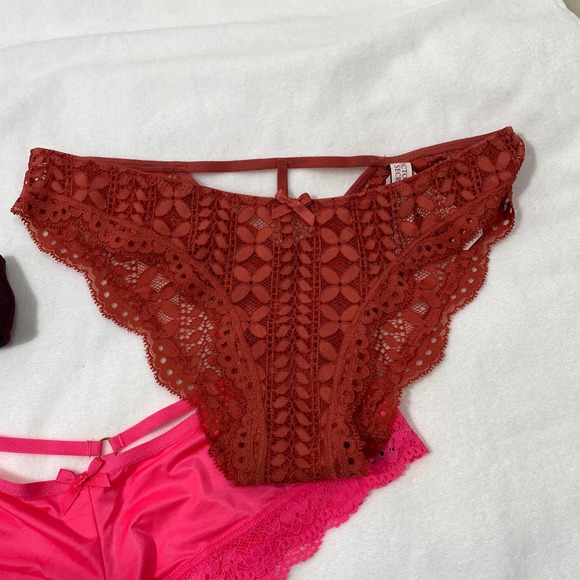 Victoria's Secret Woman's Thong & Cheeky Tanga Panties Sz S NWT - Picture 4 of 11